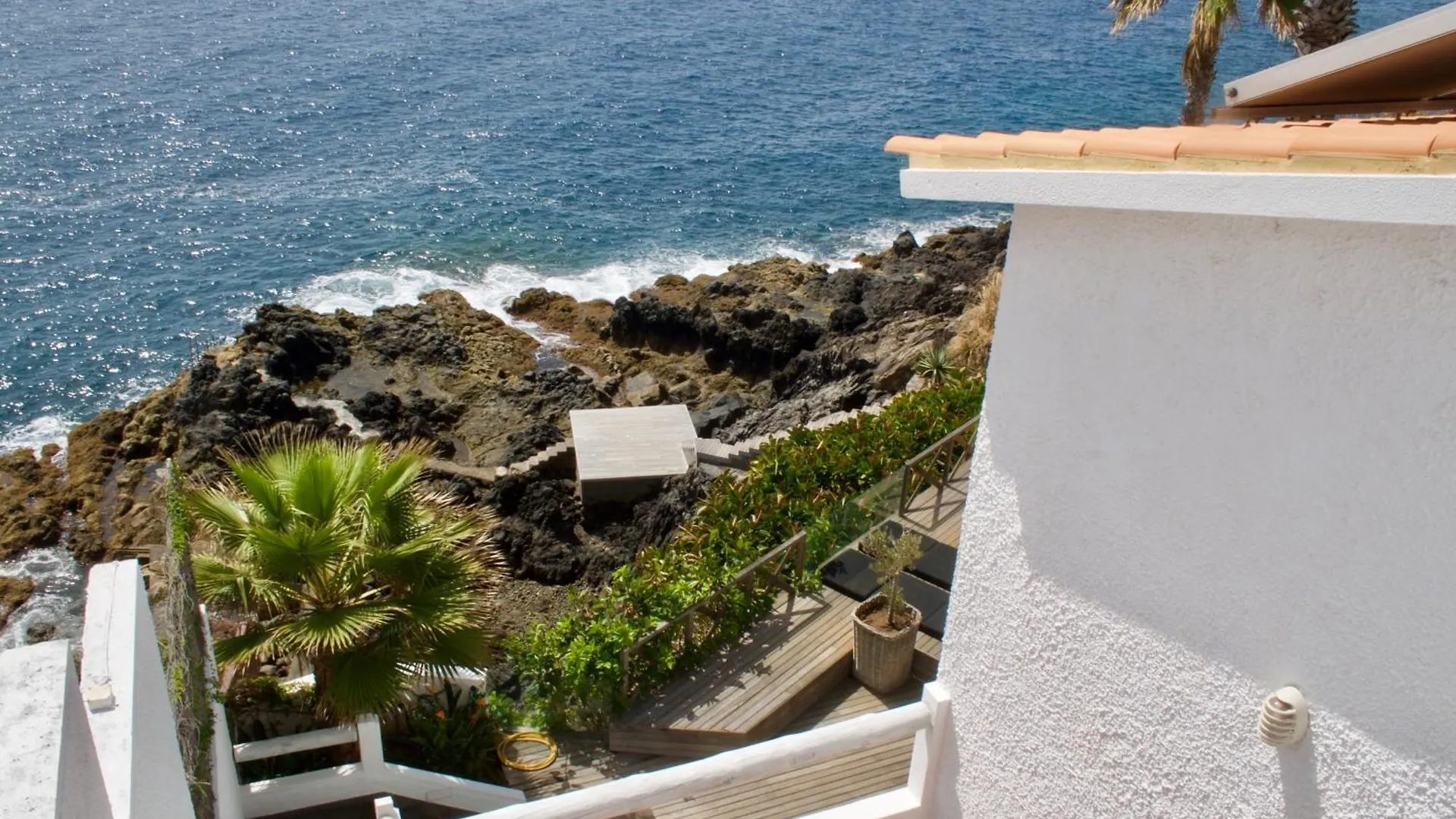 Santa Cruz Ocean Villa Gaula