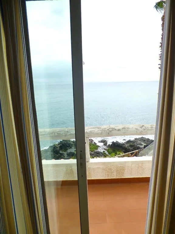 Santa Cruz Ocean Villa Gaula