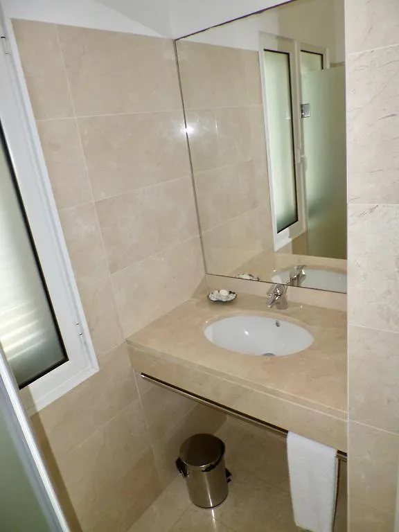 Santa Cruz Ocean Villa Gaula